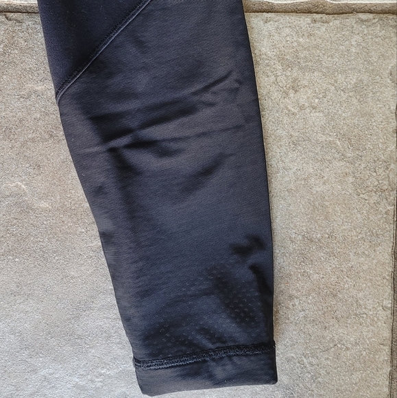 Lululemon leggings - Picture 3 of 9